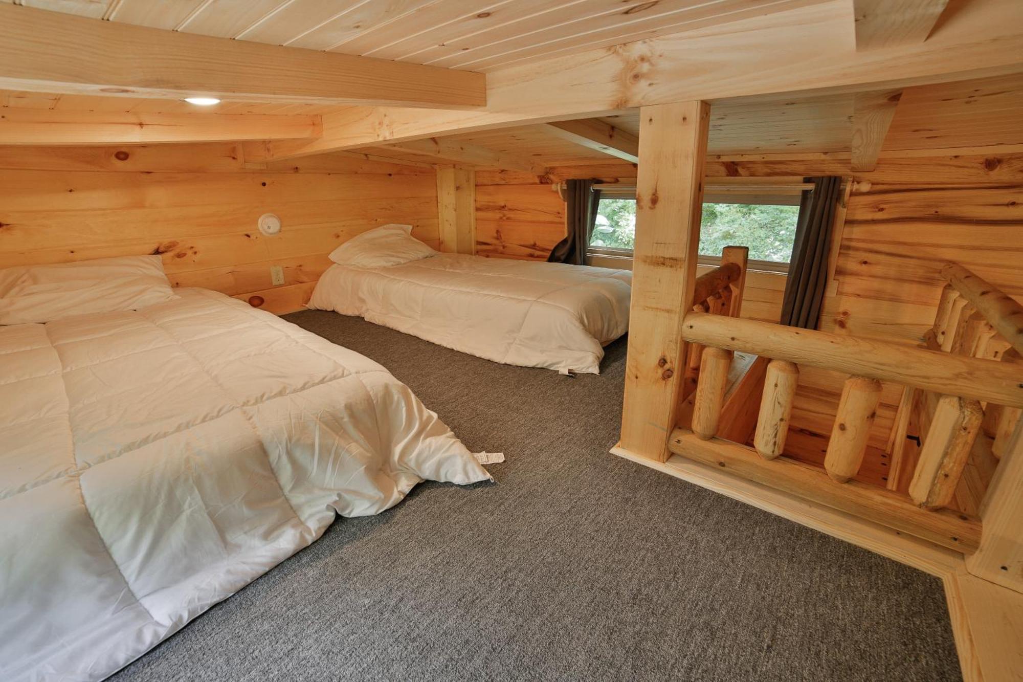 Holiday home River Hot Tub & Swim Near Downtown